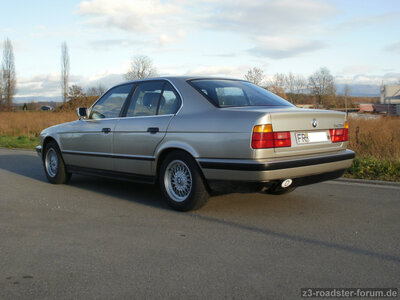 525i E34 .jpg