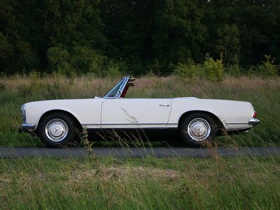 Mercedes 230 SL Pagode.jpg